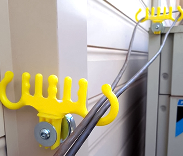 Hexahook Hanger Magnetic for Cable Safety